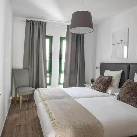 Apartamento Holyhome Premium *