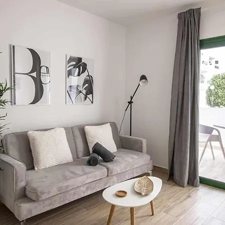 Apartamento Holyhome Premium *